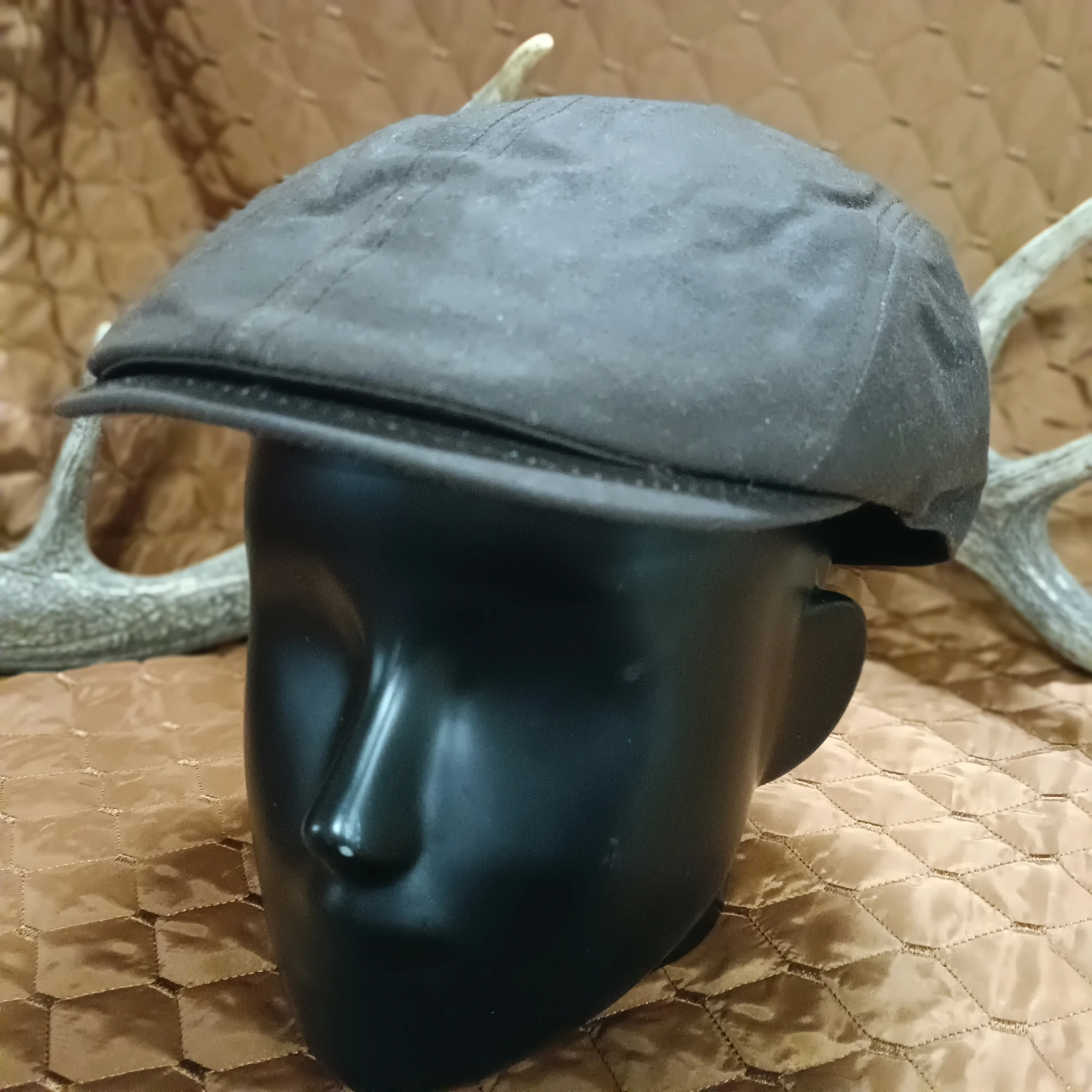 Casquette marron en coton huilée